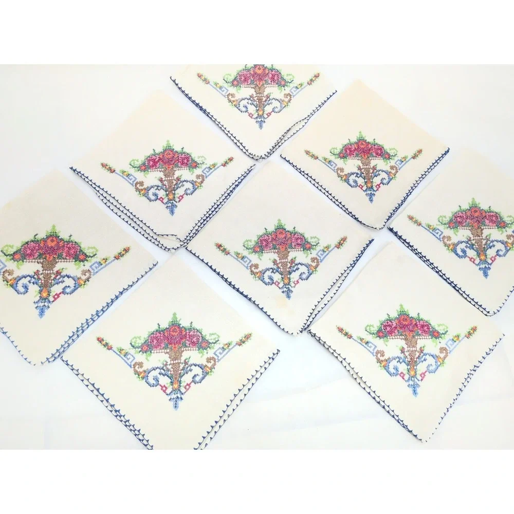 Vtg Set Of 8 Hand Cross Stitched Embroidered Luncheon Napkins 16